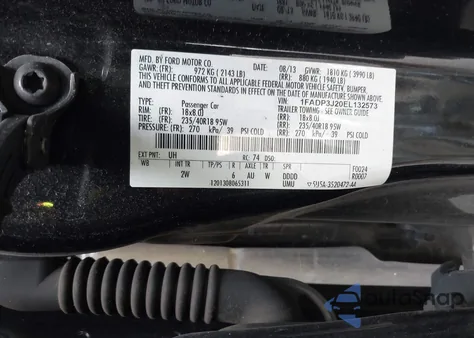 2014 Ford Focus Titanium z USA, uszkodzony, nr VIN 1FADP3J20EL132573